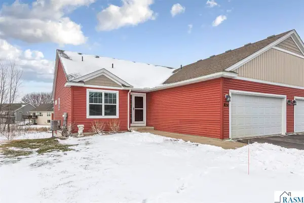 634 Tomahawk Court, Madison Lake, MN 56063