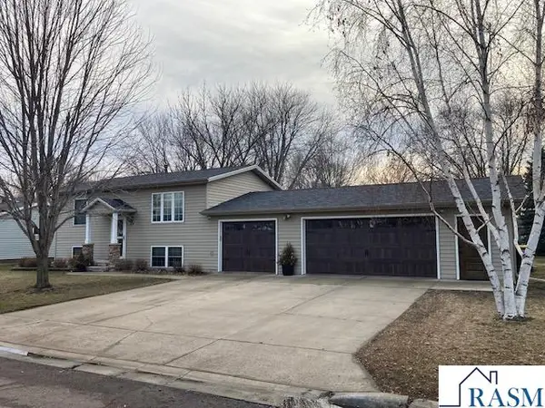818 3rd Ave SE, Sleepy Eye, MN 56085