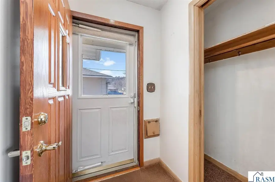 511 Harrison Avenue, North Mankato, MN 56003 - #2