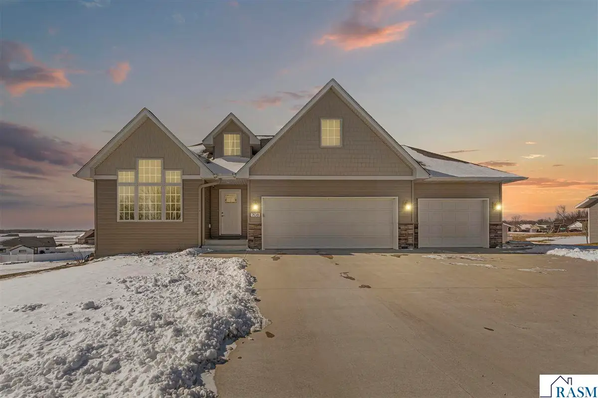 708 Maple Lane, Eagle Lake, MN 56024 - #1