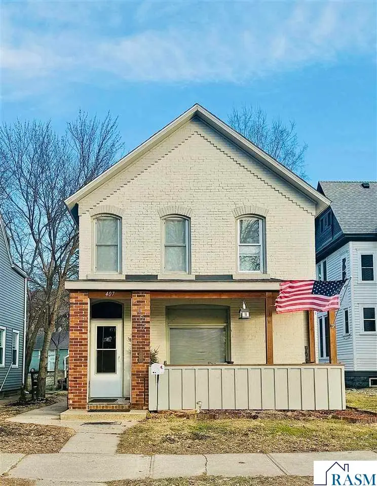 407 N Broad Street, Mankato, MN 56001 - #1