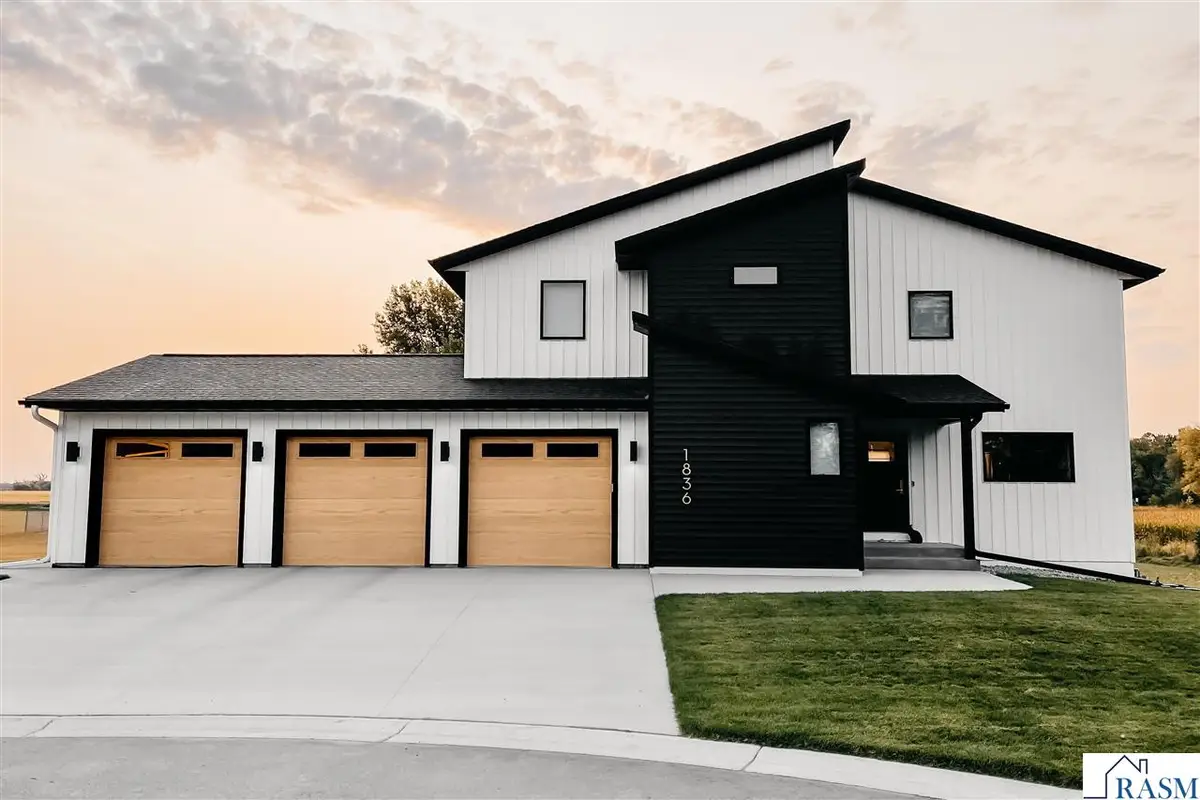 1836 Indigo Trail, Mankato, MN 56001 - #1