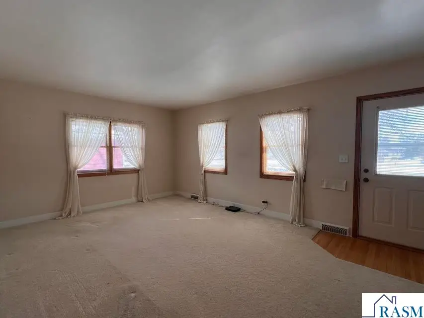 314 W 7th Street, Blue Earth, MN 56013 - #2