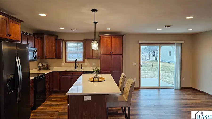 1519 Airport Road, New Ulm, MN 56073 - #3