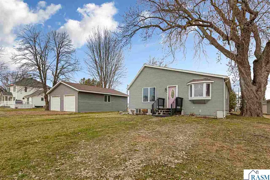 203 E 1st Street, Vernon Center, MN 56090 - #2