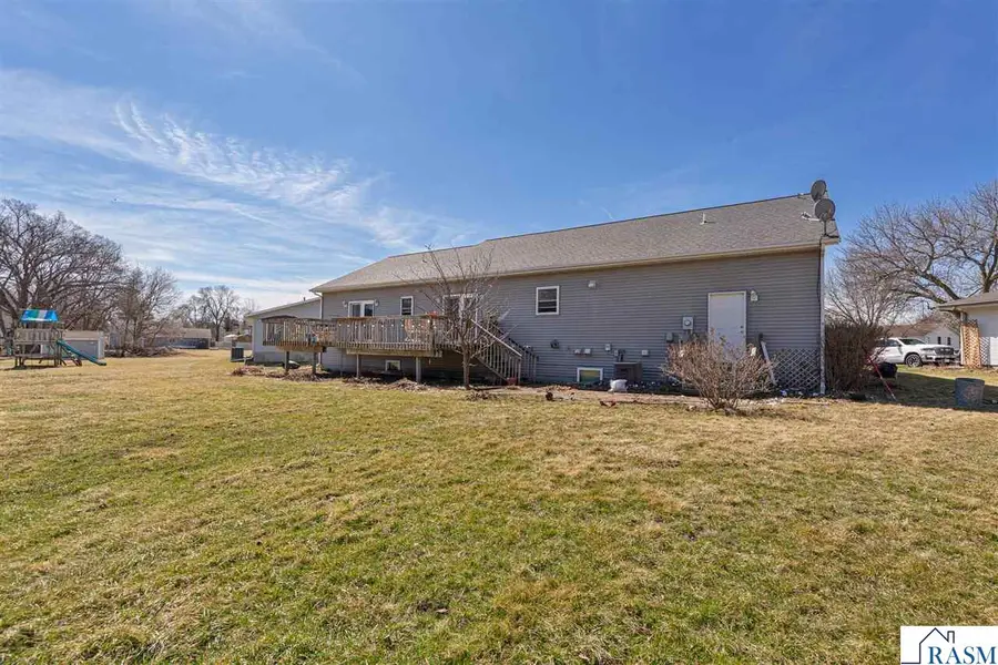 1010 N 5th Street, Saint James, MN 56081 - #3