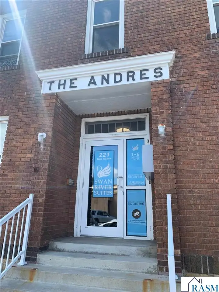 221 E Walnut Street, Mankato, MN 56001 - #2