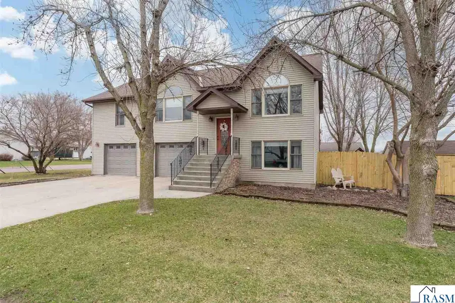 1101 SE 8th Street, Waseca, MN 56093 - #2