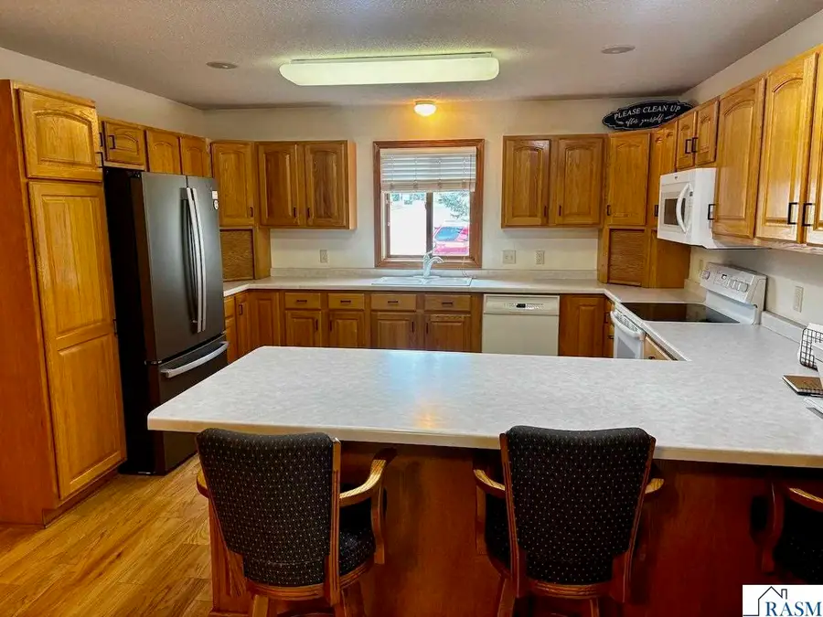 1801 W Welco Drive, Saint Peter, MN 56082 - #2