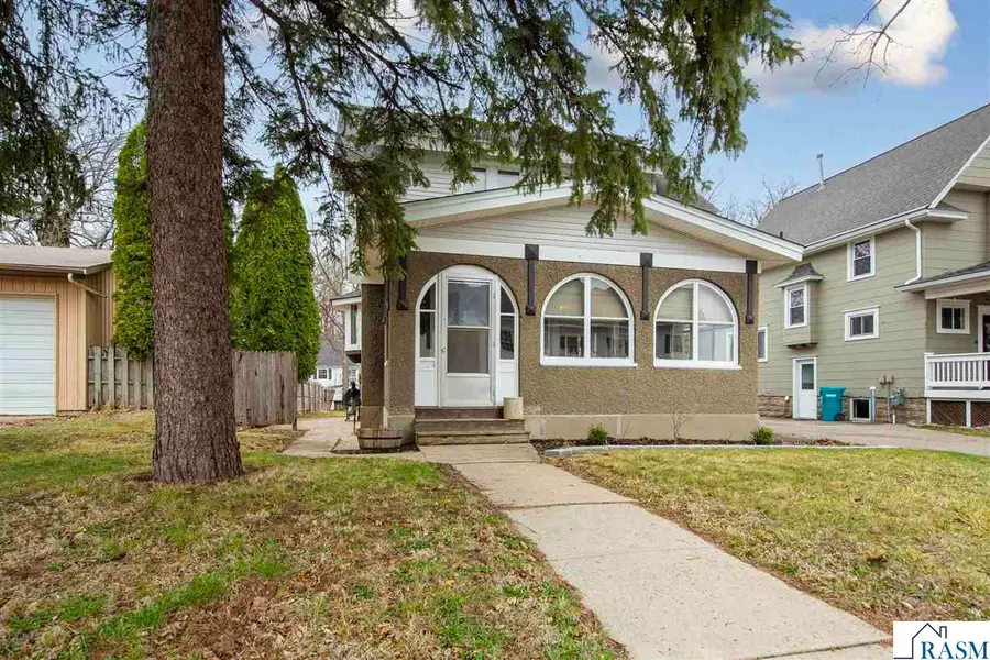 117 3rd Ave NE, Waseca, MN 56093 - #2