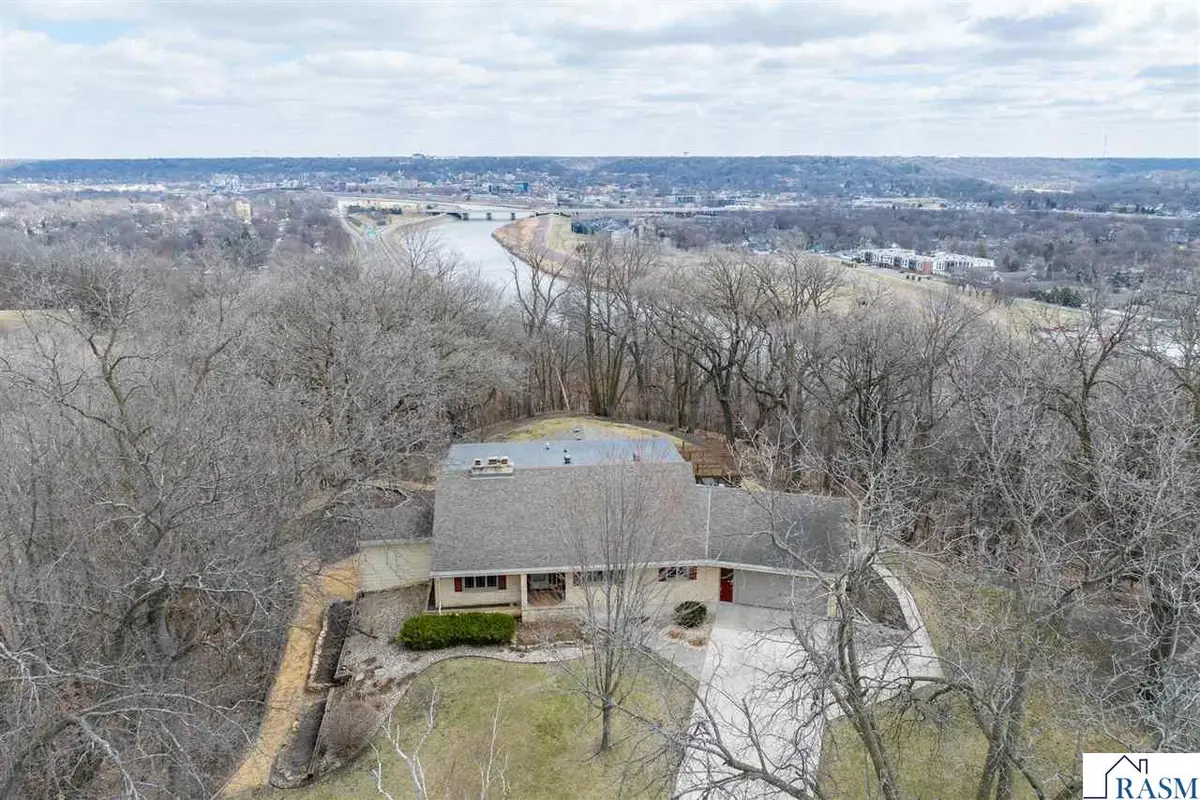 2000 Roe Crest Drive, North Mankato, MN 56003 - #1