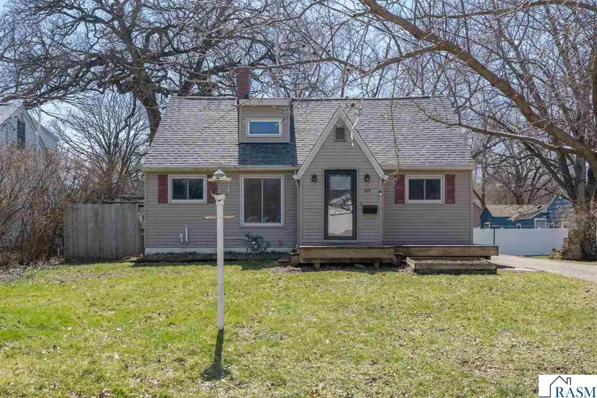 635 Moreland Avenue, Mankato, MN 56001 - #1