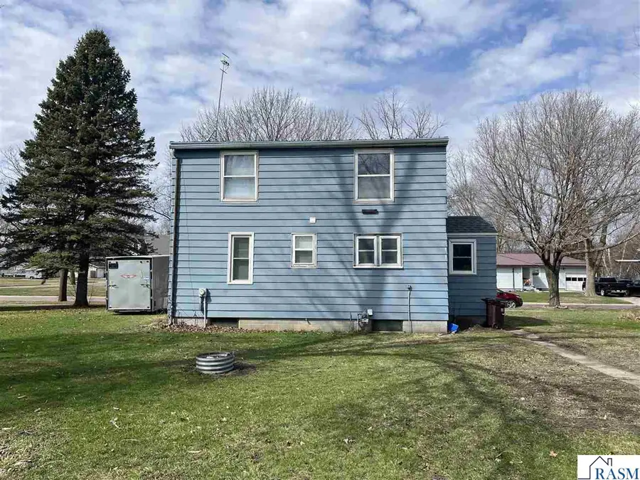 910 N 5th Street, Saint James, MN 56081 - #3
