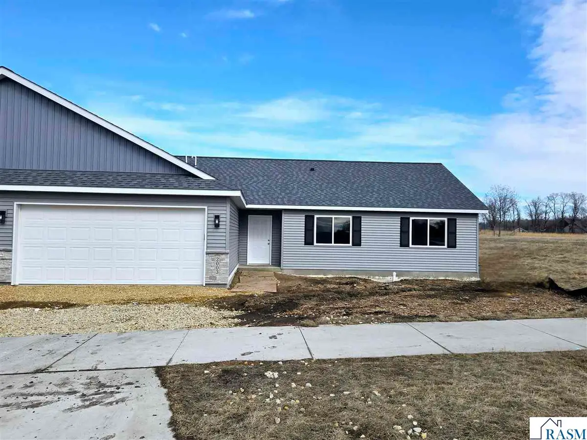 2025 Clark Street, Saint Peter, MN 56082-1229 - #1