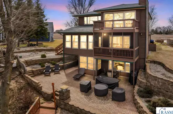 3800 Sioux Lane, Madison Lake, MN 56063