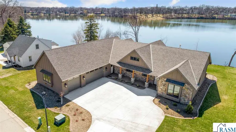 220 Laclaire Street, Lake Crystal, MN 56055 - #2