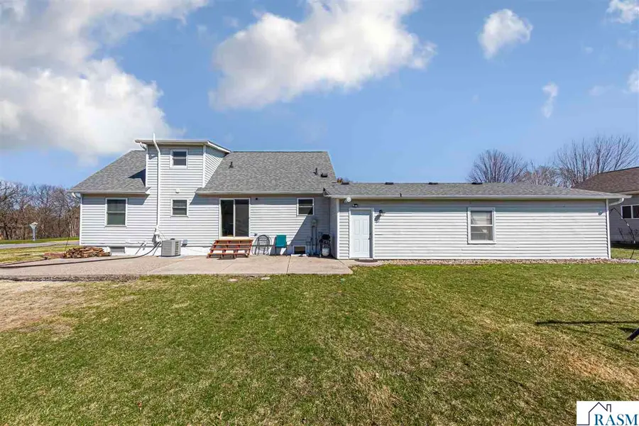 549 Marie Lane, North Mankato, MN 56003 - #3