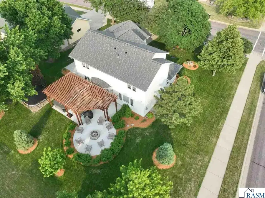 2119 Burnett Lane, North Mankato, MN 56003 - #3