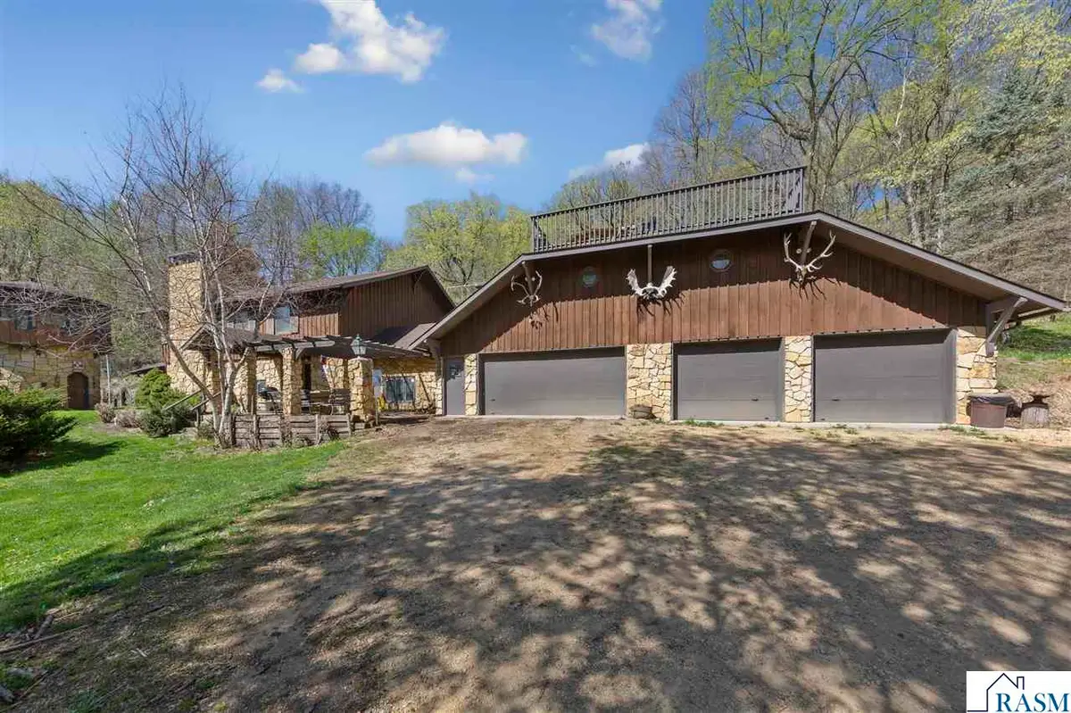 38630 U.S. Hwy 169, Saint Peter, MN 56082 - #1