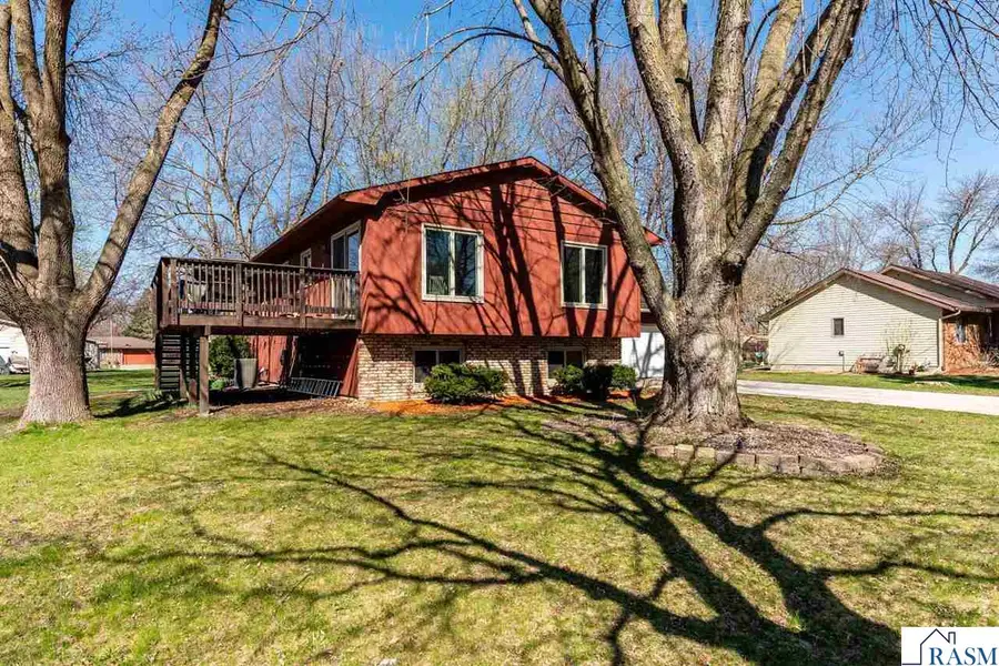 1032 Shady Oak Drive, North Mankato, MN 56003 - #3
