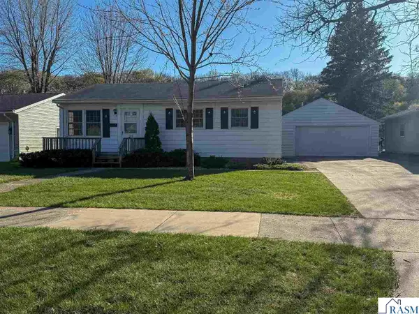 702 S Payne, New Ulm, MN 56073