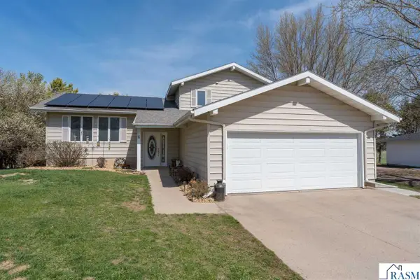 6 Learig Lane, St. James, MN 56081