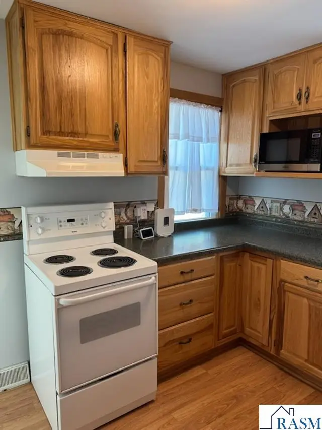 503 E 7th Street, Blue Earth, MN 56013 - #2
