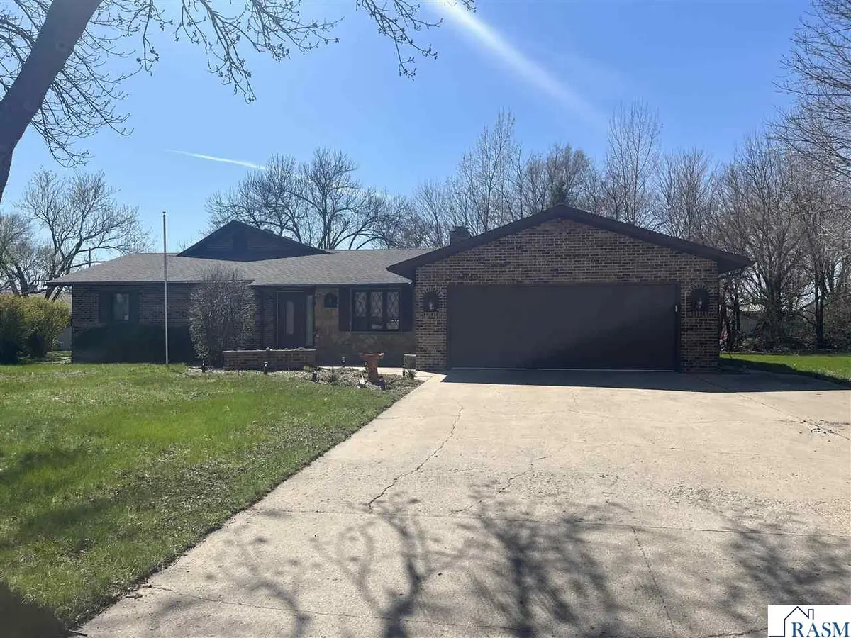 311 1st Street North, Saint James, MN 56081 - #1
