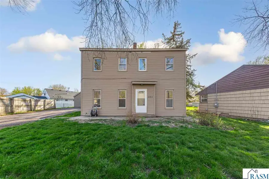 1125 Warren Street, Mankato, MN 56001 - #2