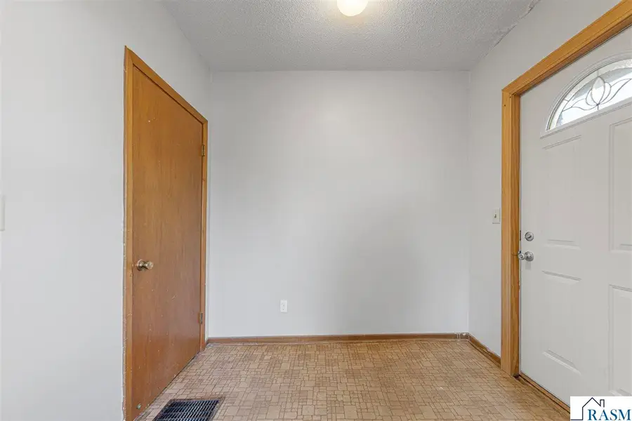 1125 Warren Street, Mankato, MN 56001 - #3