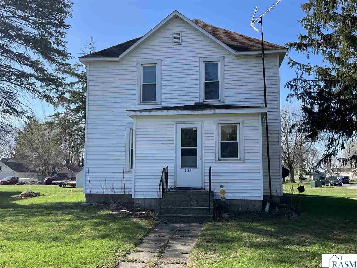 102 Lewis St E, Lewisville, MN 56060 - #1