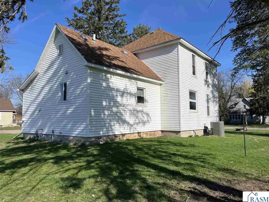 102 Lewis St E, Lewisville, MN 56060 - #3
