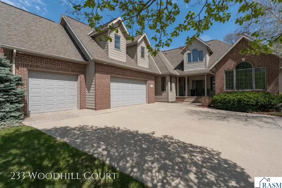 233 Woodhill Court, Mankato, MN 56001 - #2
