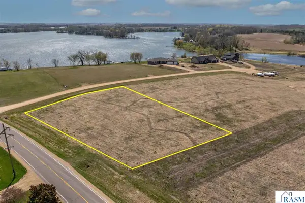 1xxx Lakeview Court, Cleveland, MN 56017