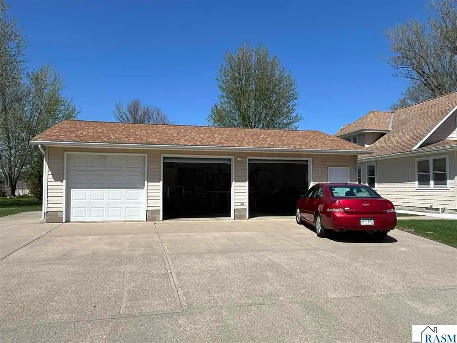 101 8th Avenue North, Saint James, MN 56081 - #3