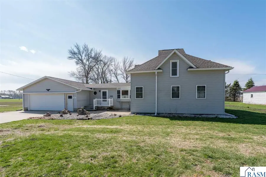 301 W South Street, Amboy, MN 56010 - #2