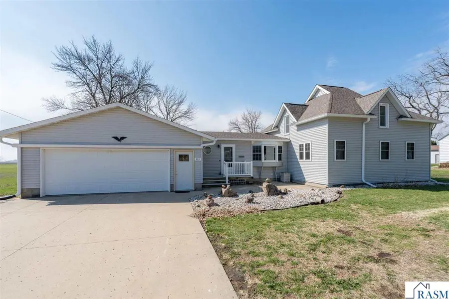 301 W South Street, Amboy, MN 56010 - #3
