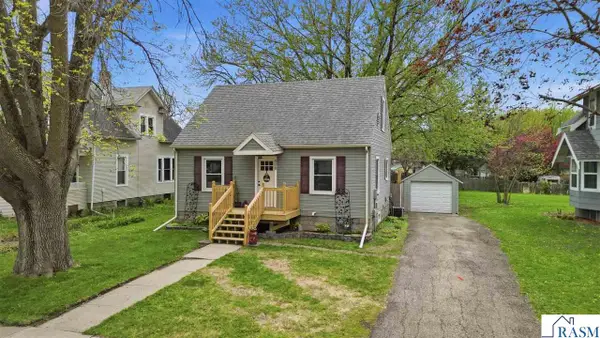 808 5th SE Street, Waseca, MN 56093