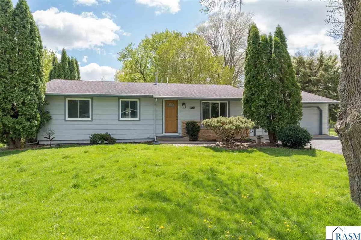 1925 Howard Drive, North Mankato, MN 56003 - #1