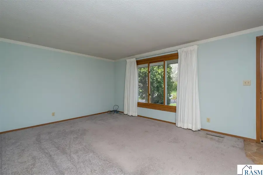 1925 Howard Drive, North Mankato, MN 56003 - #3