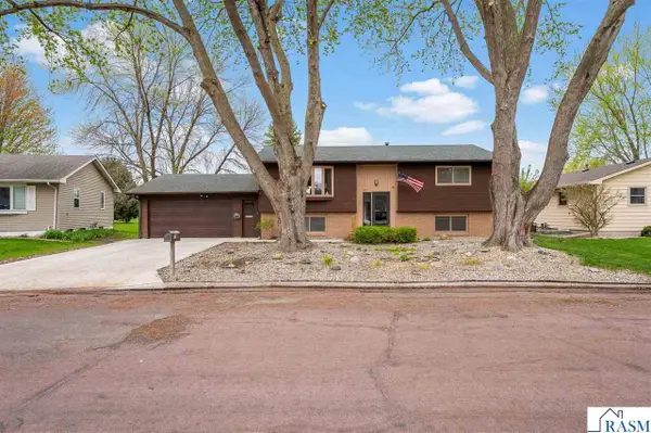113 Marabou Drive, Mankato, MN 56001