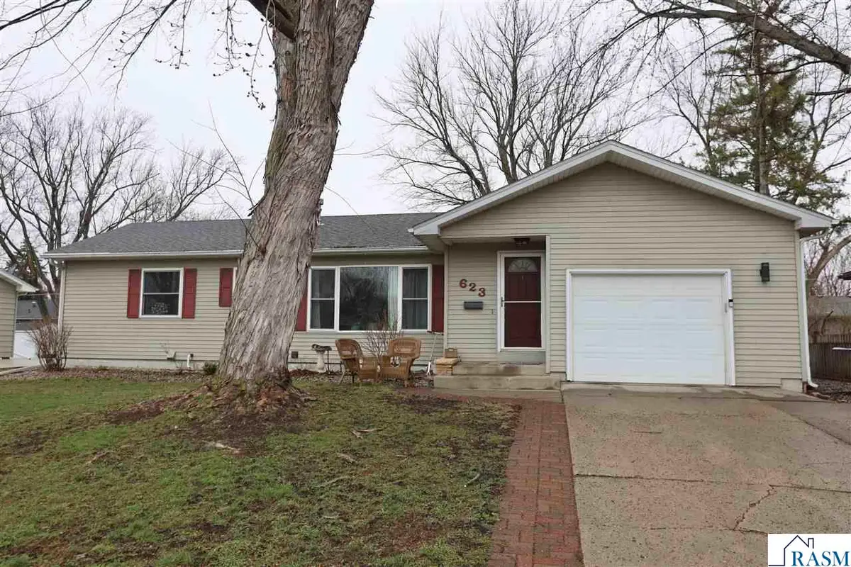 623 Washington Avenue, Fairmont, MN 56031 - #1