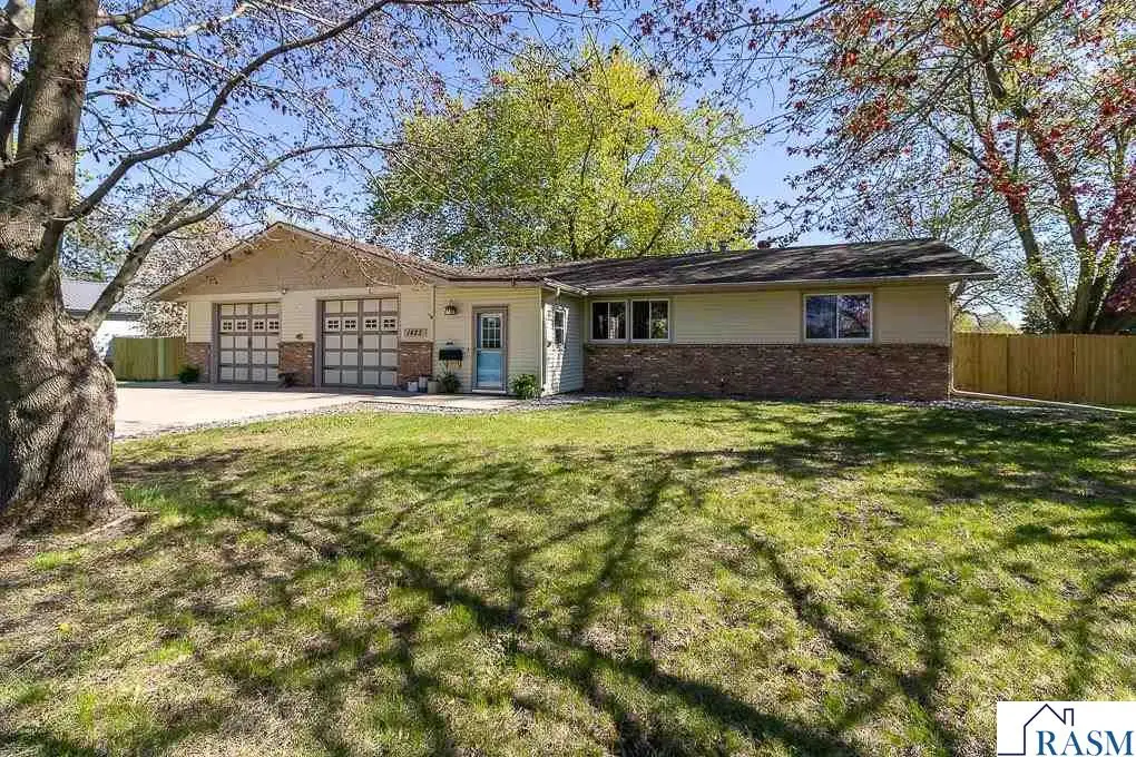 1425 Rice Lake Street, Owatonna, MN 55060 - #1