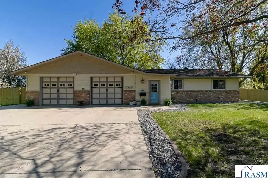 1425 Rice Lake Street, Owatonna, MN 55060 - #2