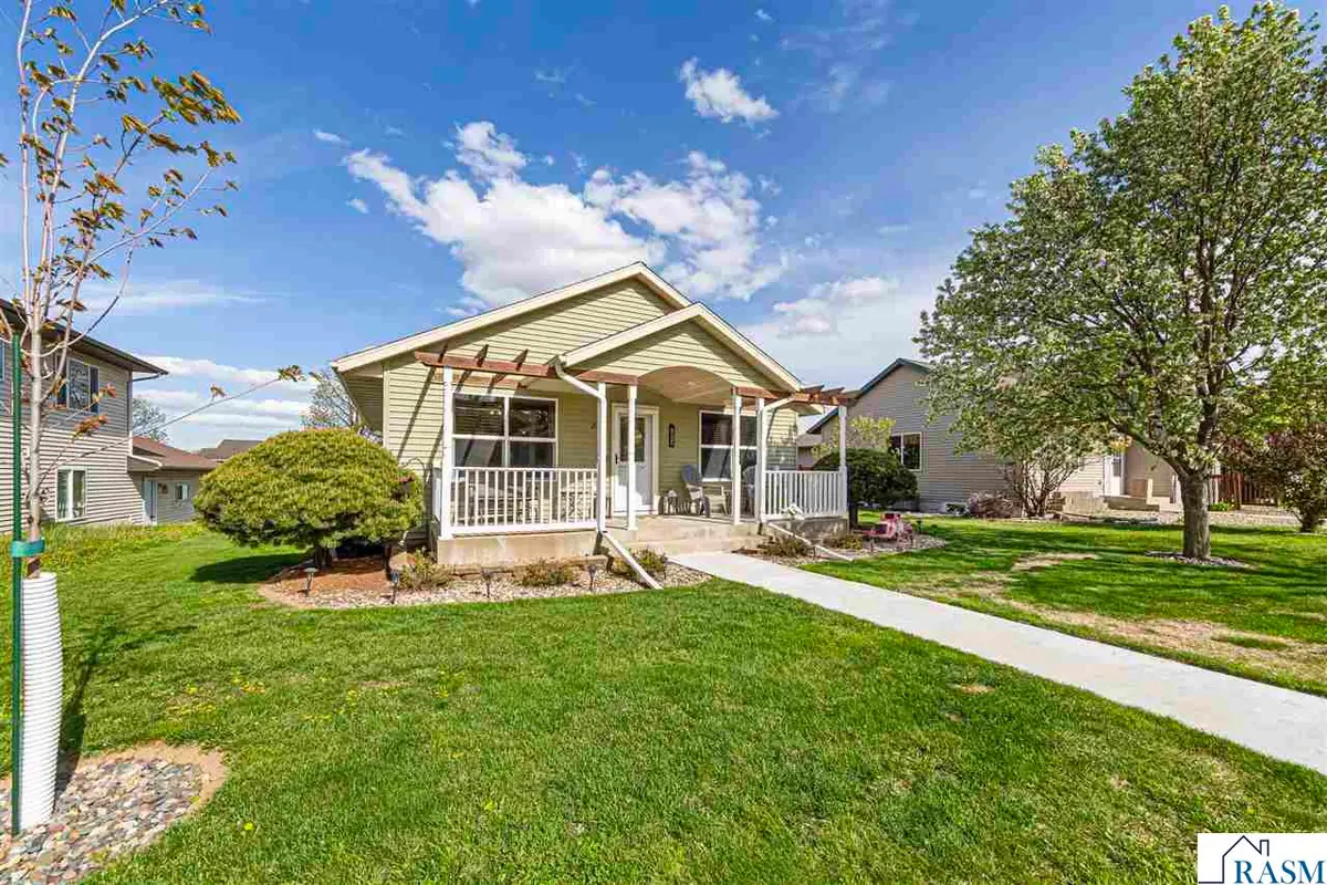 2114 York Street, Saint Peter, MN 56082 - #1