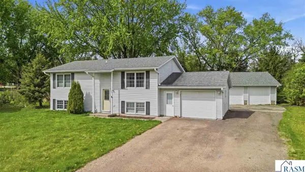 309 NW 8th Avenue, Waseca, MN 56093