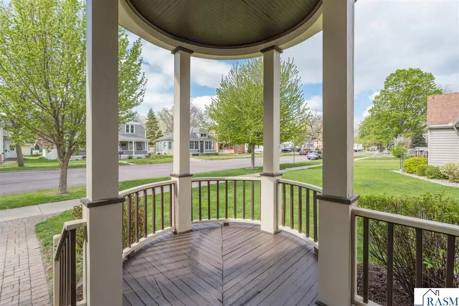 322 Wheeler Avenue, North Mankato, MN 56003 - #3