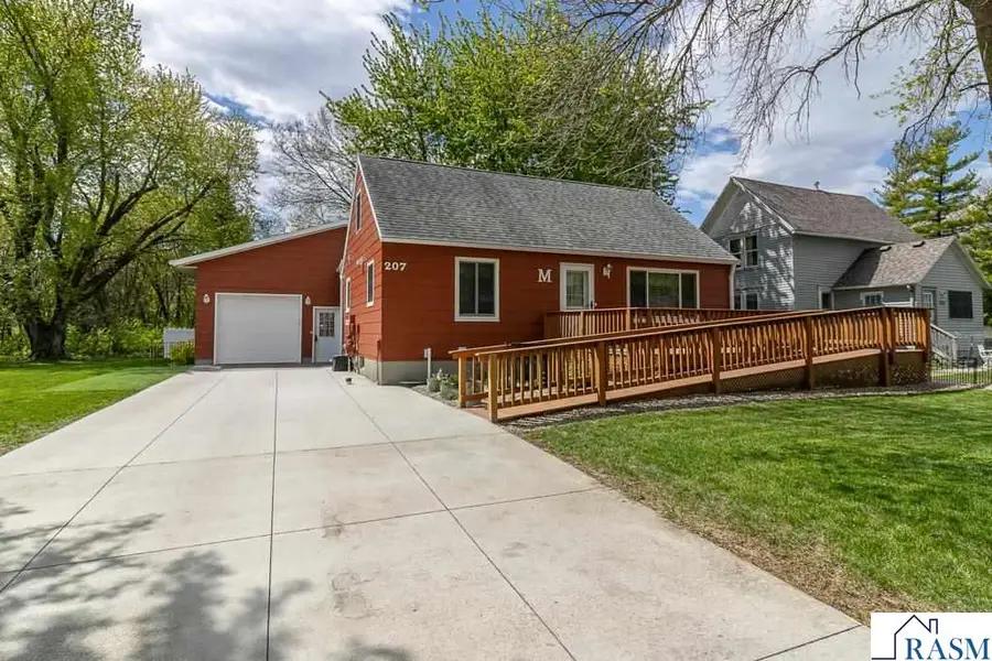 207 SW Lincoln Street, Mapleton, MN 56065 - #2