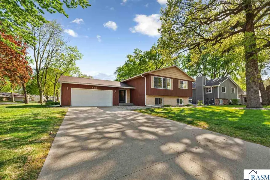 1813 Marie Lane, North Mankato, MN 56003 - #3