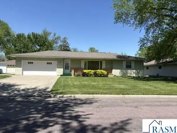 225 SE 8th Avenue, Waseca, MN 56093